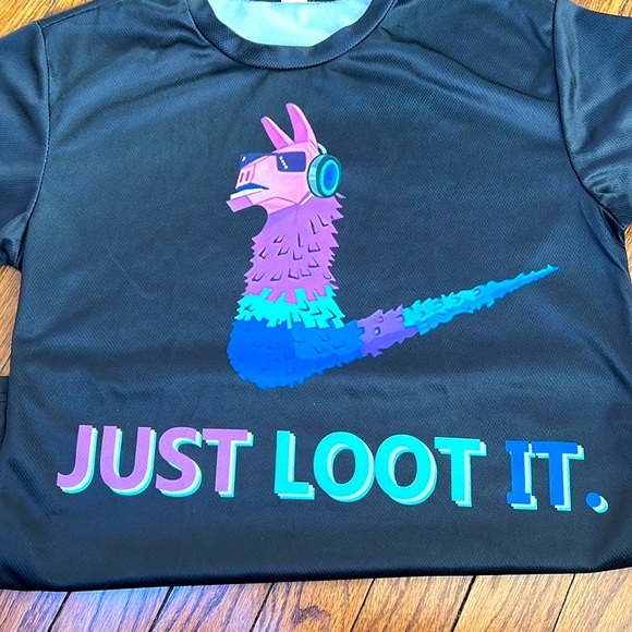 Fortnite Cooling Jersey TShirt - Size Large - Picture 2 of 4